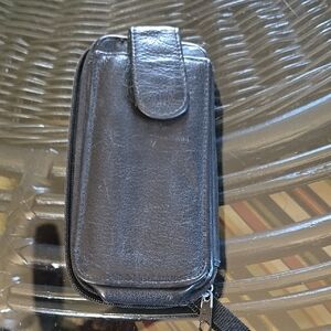 Wilson Black Leather Holster Clip Durable Smartphone Accessory Wallet